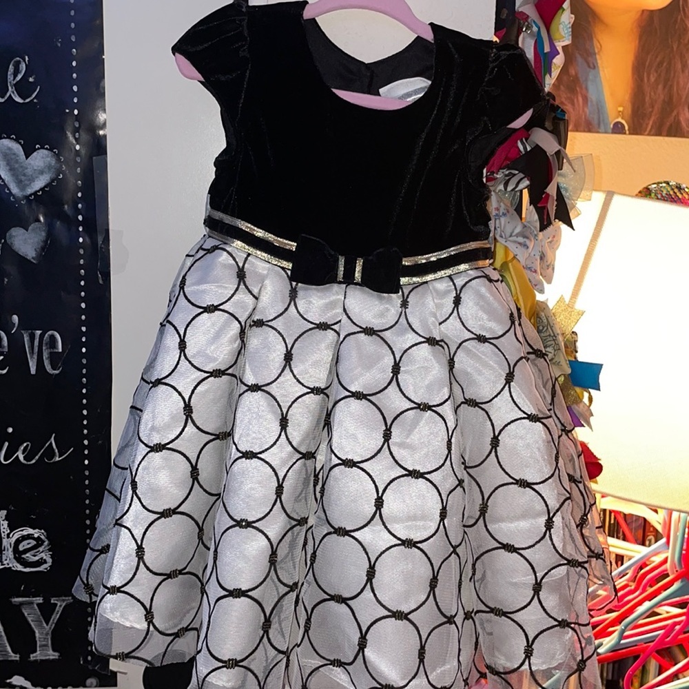 Jona Michelle 2t formal dress